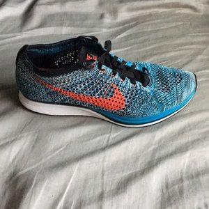 Nike Flyknit Racer